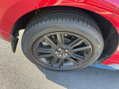 Used 2022 Ford Edge ST-Line image 5