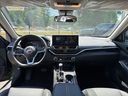 New 2026 Nissan Altima 2.5 SR w/ SR Premium Package FWD image 6