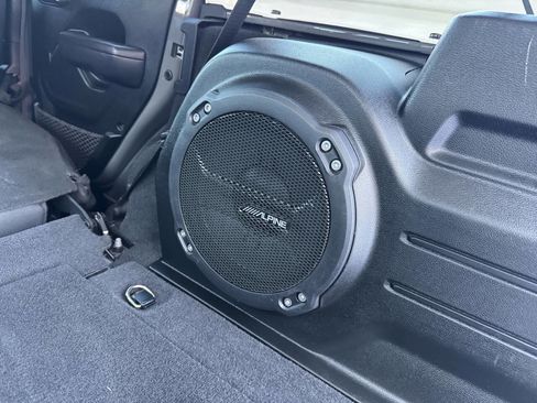 Used 2022 Jeep Wrangler Unlimited Willys image 24