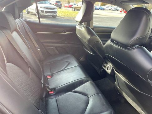 Used 2022 Toyota Camry XSE FWD image 9