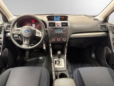 Used 2015 Subaru Forester 2.5i Premium w/ All-Weather Package AWD/4WD image 10