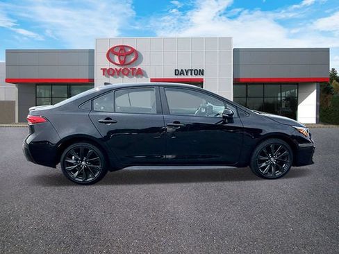 Used 2023 Toyota Corolla SE FWD image 6