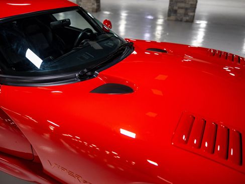 Used 1997 Dodge Viper GTS RWD image 28