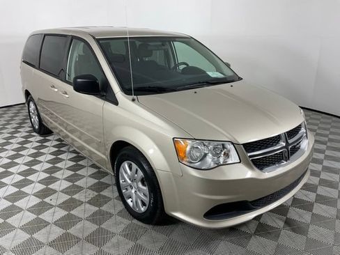 Used 2016 Dodge Grand Caravan SE w/ Quick Order Package 29E SE FWD image 13