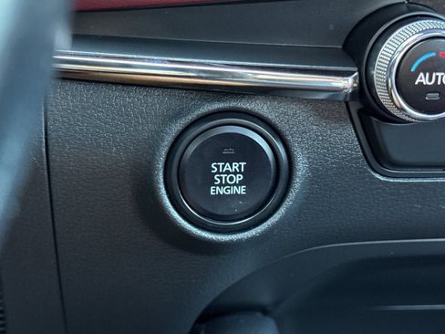 Used 2022 MAZDA MAZDA3 s image 24