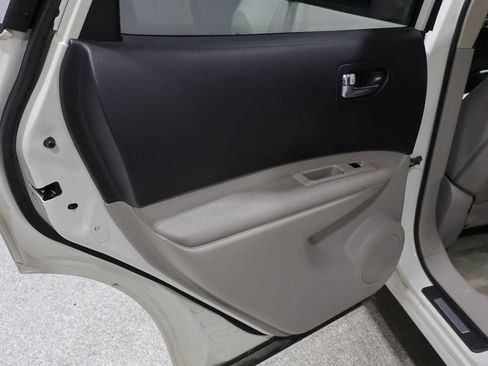 Used 2008 Nissan Rogue SL w/ Moonroof Pkg FWD image 19