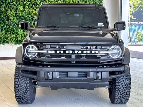 Used 2024 Ford Bronco Outer Banks AWD/4WD image 9
