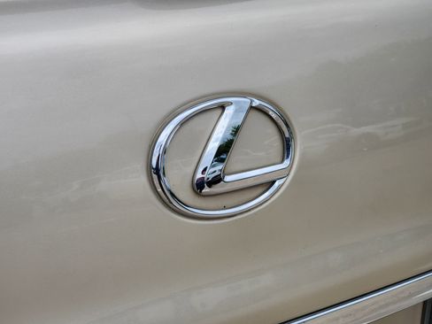 Used 2014 Lexus LX 570 4WD image 12