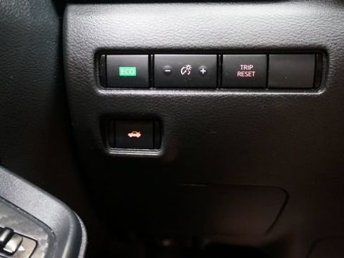 Certified 2020 Nissan Sentra S FWD image 26