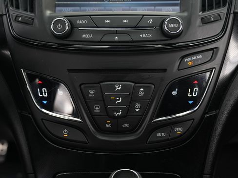 Used 2017 Buick Regal GS w/ Driver Confidence Package #2 image 42