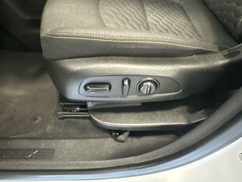 Certified 2020 Chevrolet Equinox LT AWD/4WD image 23