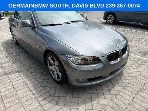 Used 2010 BMW 328i Convertible RWD image 17