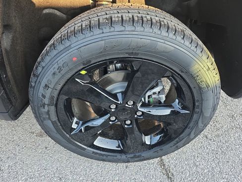 New 2026 Jeep Grand Cherokee Limited AWD/4WD image 12