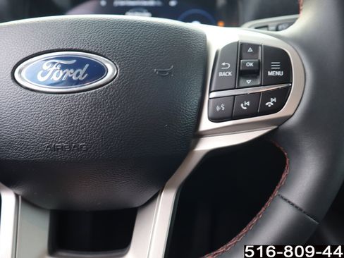 Used 2025 Ford Explorer Active image 23