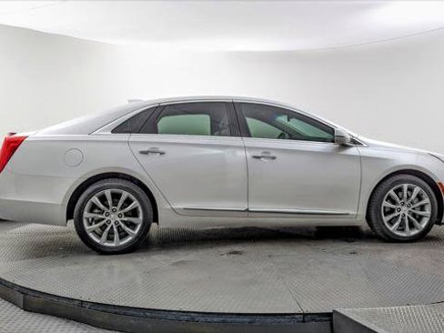 Used 2017 Cadillac XTS Luxury w/ Driver Awareness Package FWD image 9