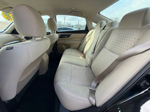 Used 2016 Nissan Altima 2.5 S w/ Power Driver Seat Package image 11