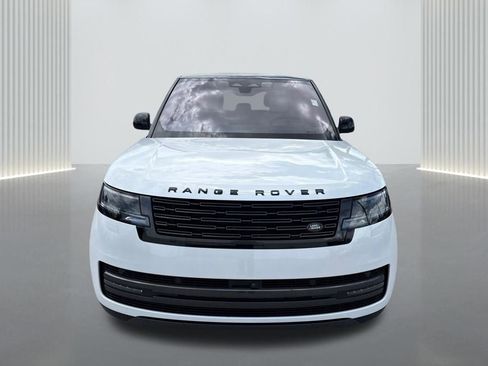 Used 2023 Land Rover Range Rover SE AWD/4WD image 2