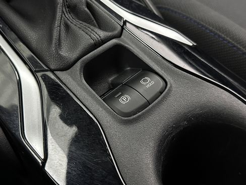 Used 2020 Toyota Corolla SE FWD image 13