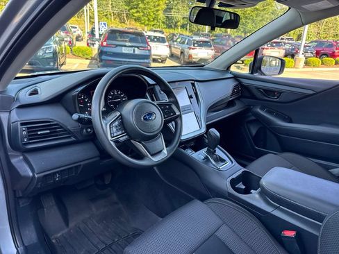 Used 2024 Subaru Outback AWD/4WD image 11