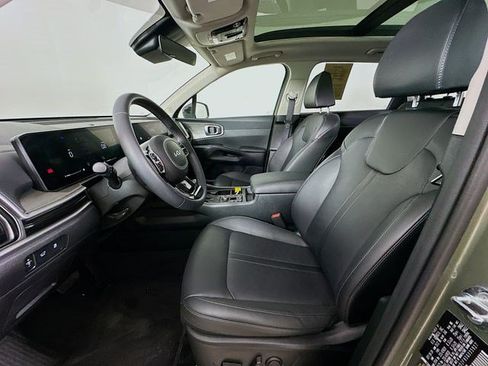 Used 2025 Kia Sorento X-Line EX AWD/4WD image 34