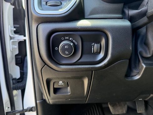 Used 2021 RAM 1500 Big Horn AWD/4WD image 19
