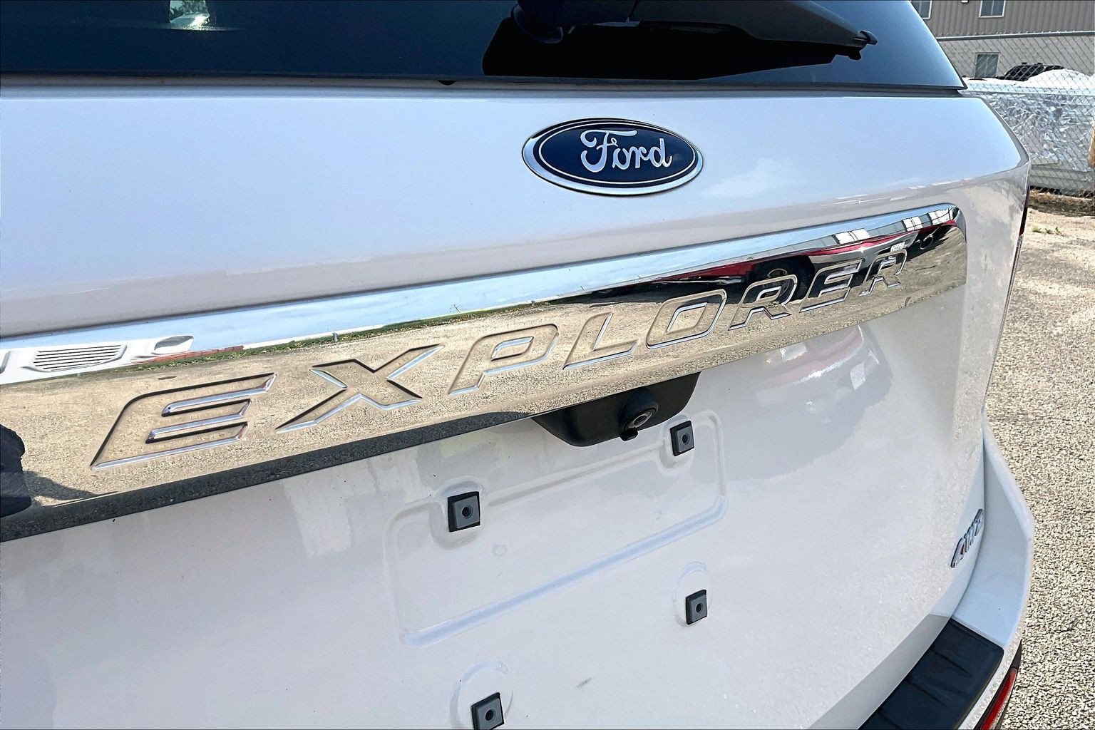Used 2022 Ford Explorer XLT AWD/4WD image 33