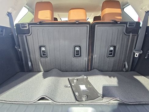 New 2026 Nissan Pathfinder Platinum image 42