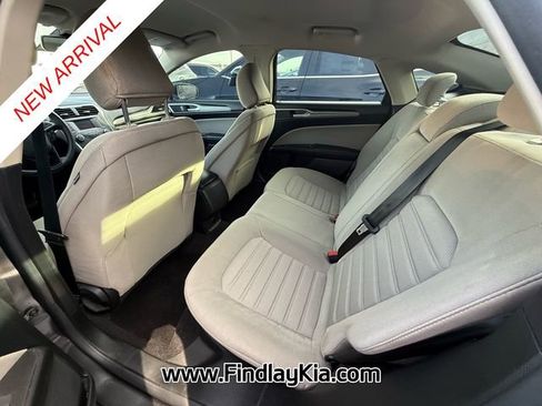 Used 2020 Ford Fusion S image 5