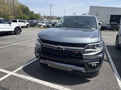 Used 2022 Chevrolet Colorado Z71 image 5