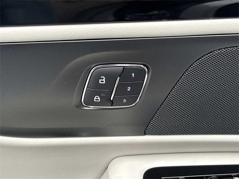 New 2026 Lincoln Nautilus Premier w/ Jet Appearance Package image 21