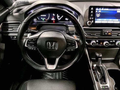 Used 2022 Honda Accord Sport image 5
