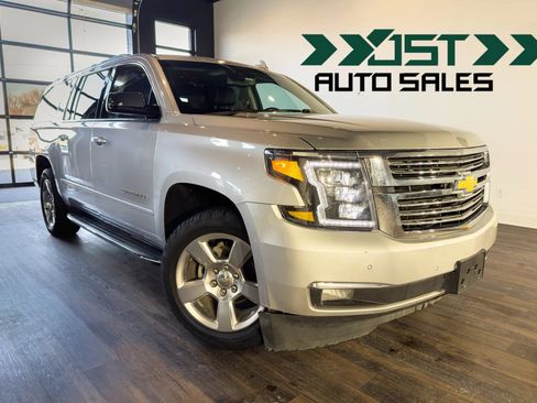Used 2018 Chevrolet Suburban Premier AWD/4WD image 1