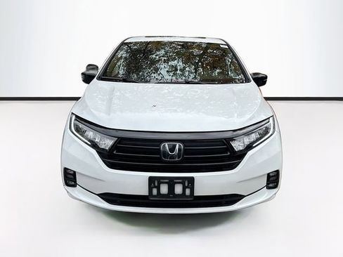 Certified 2023 Honda Odyssey Sport image 2