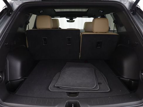 Used 2025 Chevrolet Blazer Premier w/ Driver Confidence II Package image 18