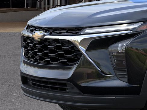 New 2026 Chevrolet Trax LS w/ LS Convenience Package FWD image 13