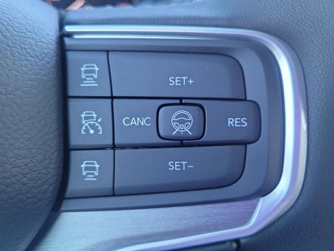 New 2026 Jeep Grand Wagoneer Limited AWD/4WD image 33