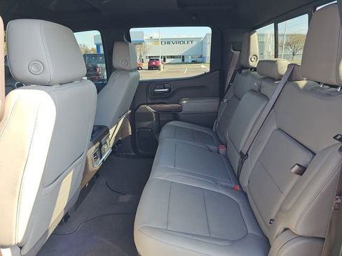Used 2022 GMC Sierra 1500 SLT w/ SLT Premium Plus Package image 24