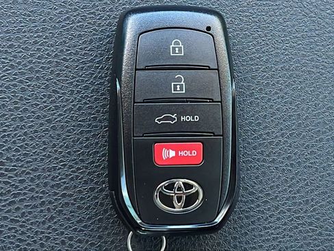 Used 2025 Toyota Camry XLE w/ Premium Plus Package FWD image 22