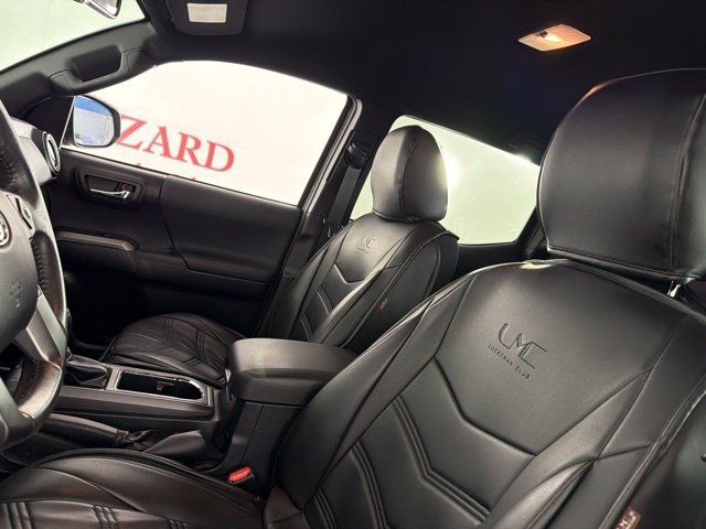 Used 2019 Toyota Tacoma TRD Off-Road AWD/4WD image 20