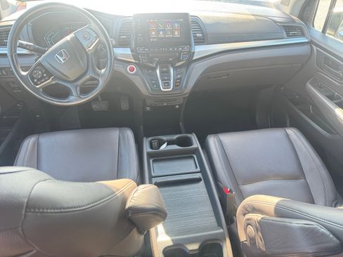 Used 2018 Honda Odyssey EX-L image 17