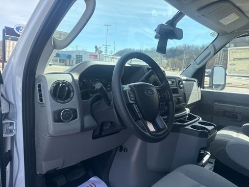 New 2026 Ford E-350 and Econoline 350 Super Duty w/ Power Equipment Group image 18
