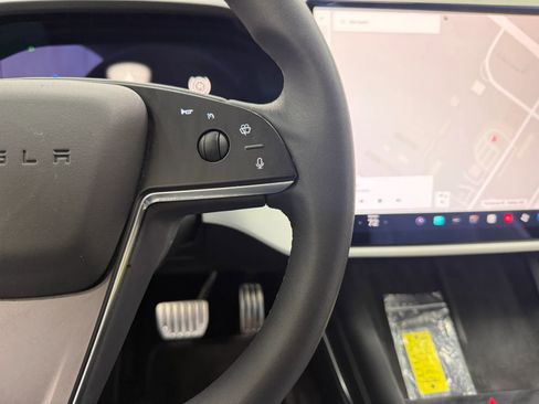Used 2023 Tesla Model S Plaid AWD/4WD image 25