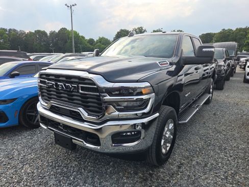 Used 2026 RAM 2500 Big Horn AWD/4WD image 1