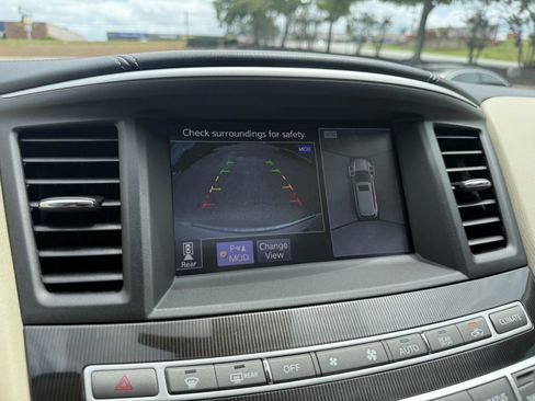 Used 2017 INFINITI QX60 Luxe w/ Premium Plus Package AWD/4WD image 38