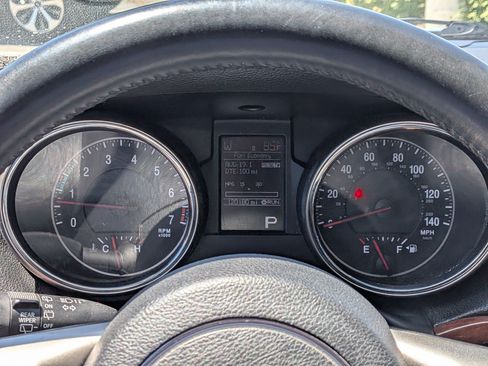 Used 2013 Jeep Grand Cherokee Limited w/ Advance Technology Group AWD/4WD image 20