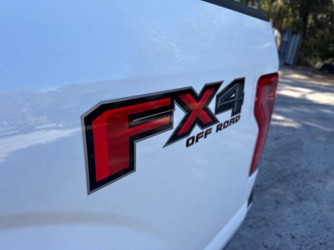 Used 2016 Ford F150 XLT w/ Equipment Group 302A Luxury image 7