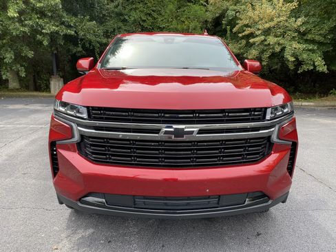 Used 2021 Chevrolet Tahoe RST RWD image 3