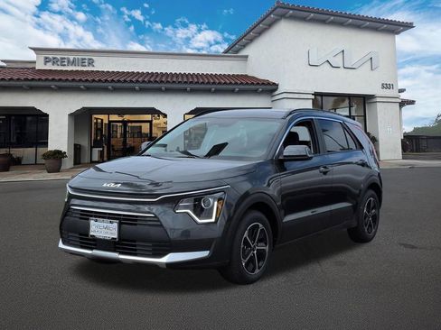 New 2026 Kia Niro EX FWD image 4