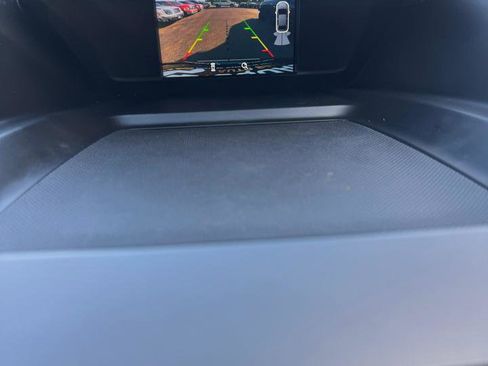 Used 2018 Ford Escape SE FWD image 11
