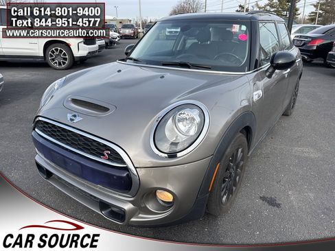 Used 2016 MINI Cooper S image 2